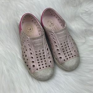 Girls Pink Natives size 10
